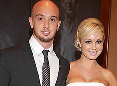 Vo Stephen Ireland nhap vien vi tai nan giao thong hinh anh