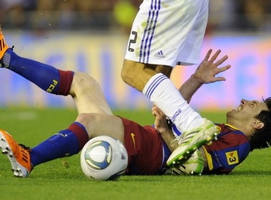 Kinh hoang man ‘chat chem’ Barca cua Real hinh anh