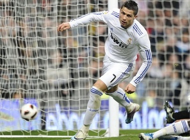 Xem lai 42 ban thang cua Cristiano Ronaldo hinh anh