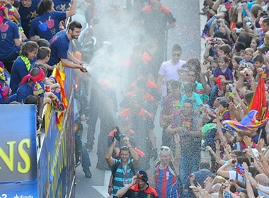 'Sao' Barca phan khich vi vo dich La Liga hinh anh