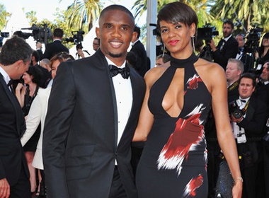 Ba xa Eto'o khoe vong 1 tai Cannes hinh anh