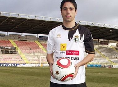 Hai ban thang dep tu 'ban sao cua Messi' hinh anh