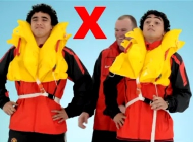 Clip quang cao 'nhi nho' cua cau thu MU hinh anh