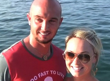 Ireland cau hon ban gai bang nhan kim cuong hinh anh