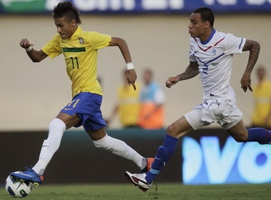 Ha Lan cam hoa Brazil 0-0, Neymar that vong hinh anh
