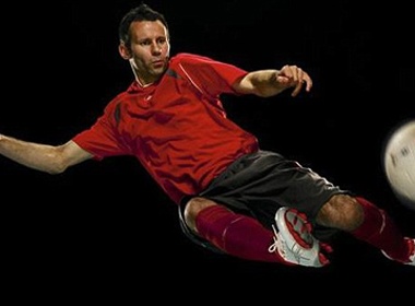 Ryan Giggs mat hang trieu USD sau scandal hinh anh