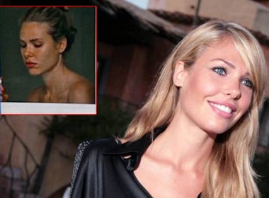 Ba xa Totti ho henh trong khach san hinh anh