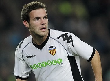 Liverpool moi goi Juan Mata hinh anh