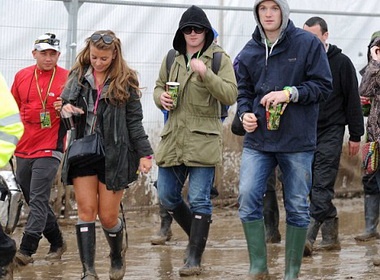 Nha Rooney loi bun xem U2 hinh anh