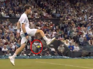 Cu tra bong tinh quai cua Andy Murray hinh anh