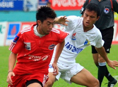 Lee Nguyen se tap luyen cung Manchester United hinh anh