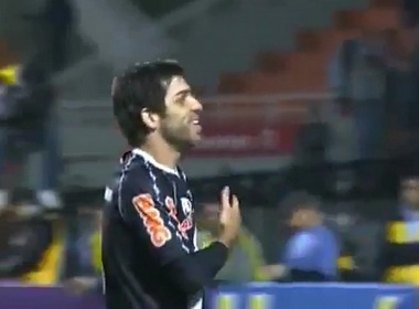 Juninho ghi ban ngay dau tro lai Brazil hinh anh
