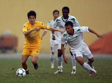 Cong Vinh 'mang on' xu Nghe hinh anh