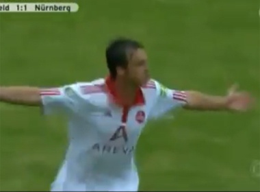 Cu hat-trick dang xem nhat mua he hinh anh