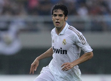 Diem tin sang 20/8: ‘Man City cua Phap’ muon giai cuu Kaka hinh anh