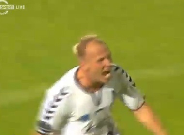 Hai pha ghi ban cuc ky an tuong hinh anh