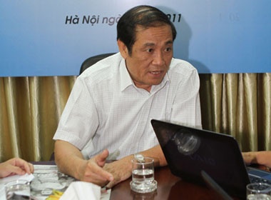 Chu tich Nguyen Trong Hy muon 'bau' Kien dung dau VFF hinh anh
