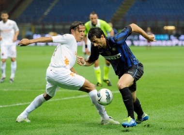 Roma buoc Inter keo dai noi that vong hinh anh