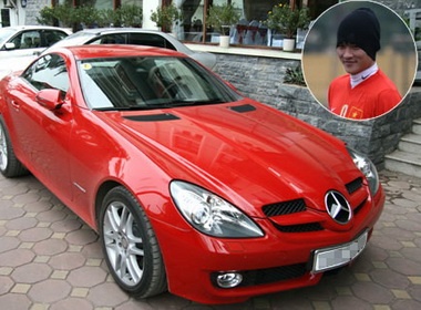 Cong Vinh va nhung goc khuat dang sau san co hinh anh