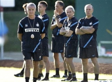 Vong 5 Serie A: Thanh Milan doi van? hinh anh