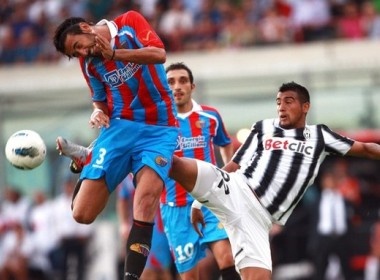 Juventus 'sa lay' tai Sicily hinh anh