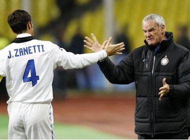 Inter - Napoli: Cho ‘Ga tho han’ len tieng hinh anh