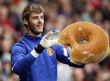 De Gea boc banh khong tra tien, Rio thua kien hinh anh