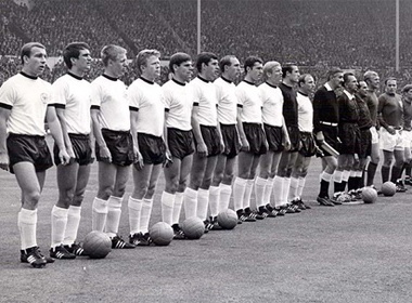 Tiet lo bi mat gay soc nhat cac ki World Cup hinh anh