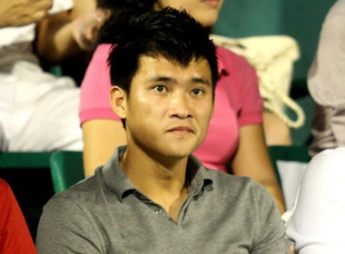 Cong Vinh: 'Ve voi bau Kien, toi nhu ca gap nuoc' hinh anh