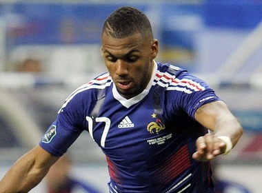 Ngoi sao tuyen Phap bi gai goi 'luoc' do hinh anh