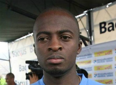 Len tieng thach do, cau thu an ‘keo dong’ hinh anh