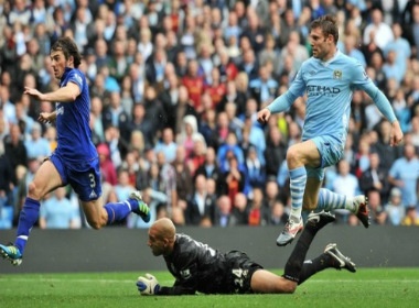 ‘Nha giau’ Chelsea, Man City chen ep 'chieu duoi'? hinh anh