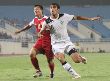 Thanh Luong 'khoc do meu do' vi Adidas hinh anh