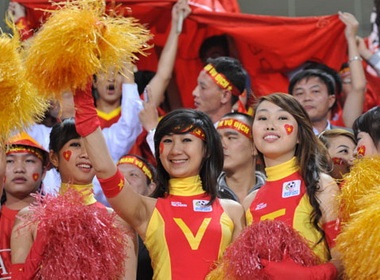 CDV Viet Nam thue 4 chuyen co co vu doi U23 hinh anh