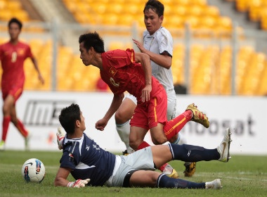 Loi dong nuoc nguoc, U23 Viet Nam thang tran ra quan hinh anh