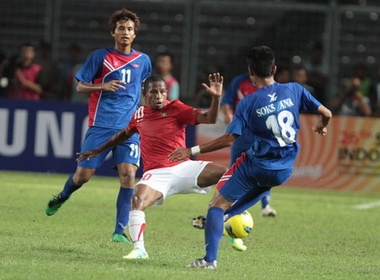 U23 Indonesia de bep Campuchia, Malaysia cam hoa Singapore hinh anh