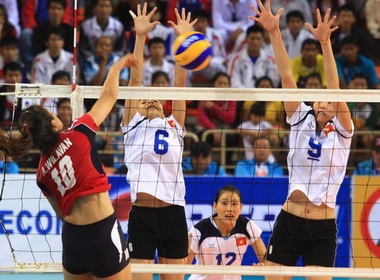 Cac VDV Viet Nam bi ngo doc hang loat hinh anh