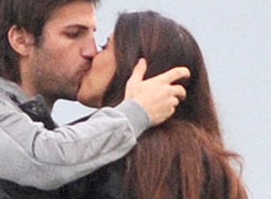 Fabregas rang ro ben 'bo gia' hinh anh