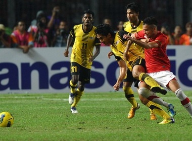 Thua Malaysia, Indonesia gap Viet Nam o ban ket hinh anh