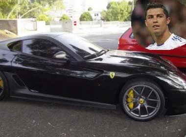 Can canh 'ngua chien' Ferrrari cua Cristiano Ronaldo hinh anh