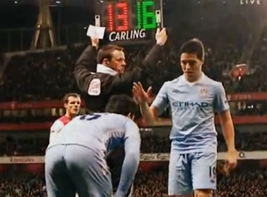 Nasri 'ten to' vi loi thay nguoi hinh anh