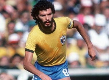 Nha Hien triet Socrates qua doi o tuoi 57 hinh anh