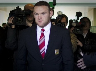 UEFA giam an treo gio cho Rooney hinh anh