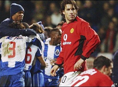 10 that bai soc nhat lich su Champions League hinh anh