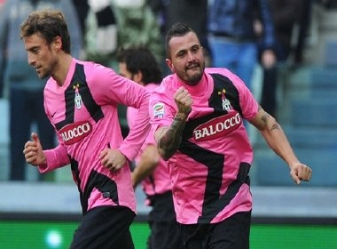 Juventus doi lai ngoi dau, Inter tiep da chien thang hinh anh