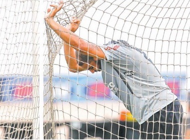 ‘Hoang de’ Adriano choi toi no sung gay thuong tich hinh anh