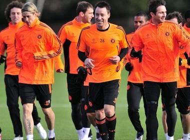 San tap cua Chelsea day ray trom cuop hinh anh