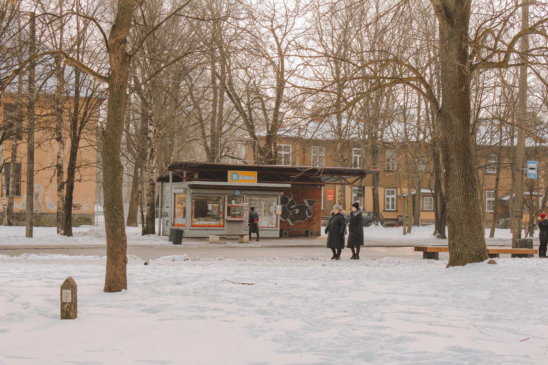 Thanh pho co Tallinn, noi bi thoi gian quen lang hinh anh 15