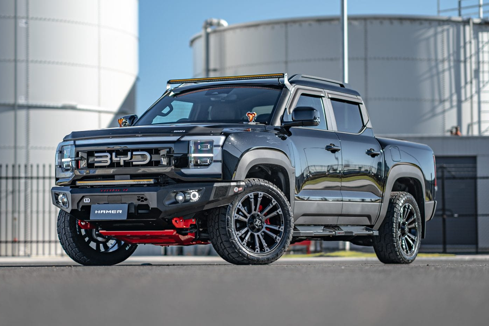 Sep Ford mo ta ban tai Trung Quoc nhu 'xe choi' hinh anh