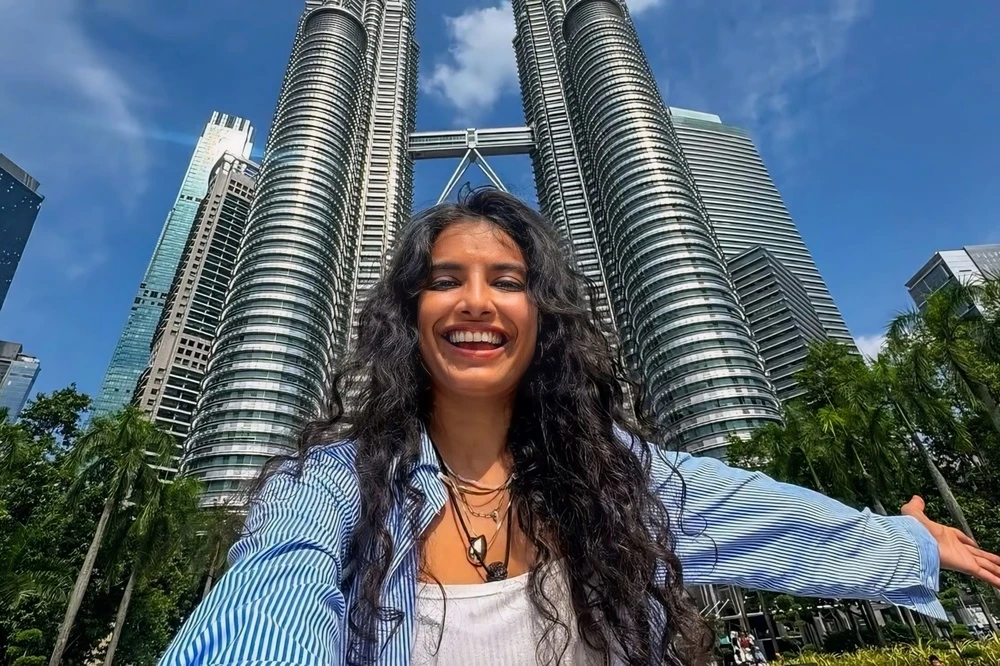 Malaysia thua nhan 4 dieu keo tut lui nganh du lich hinh anh